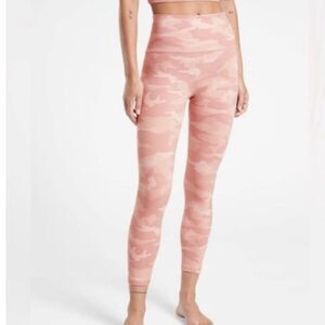 ATHLETA Elation Camo 7/8 Tight Luxe Pink Size Medium